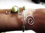 Bracelet argent et vert anis