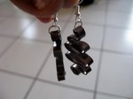 Boucles d'oreilles fil alu plat marron