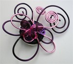 Broche papillon rose : 6 €