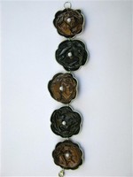Bracelet fleur 2 tons de marron  : 6 €