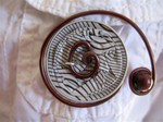 Broche (pour vêtement ou accessoiriser un sac) : 6 € soldée 3 €