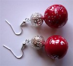 Boucles d'oreilles rouge feuille d'argent + perles argentées
