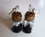 Boucles d'oreilles mini fioles perles noires et blanches